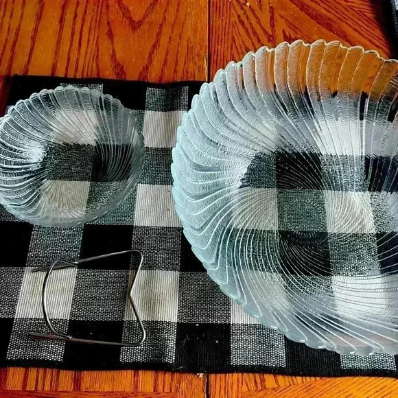 Vintage Arcoroc Seabreeze 3 piece chip and dip bowl set - Picture 2 of 3